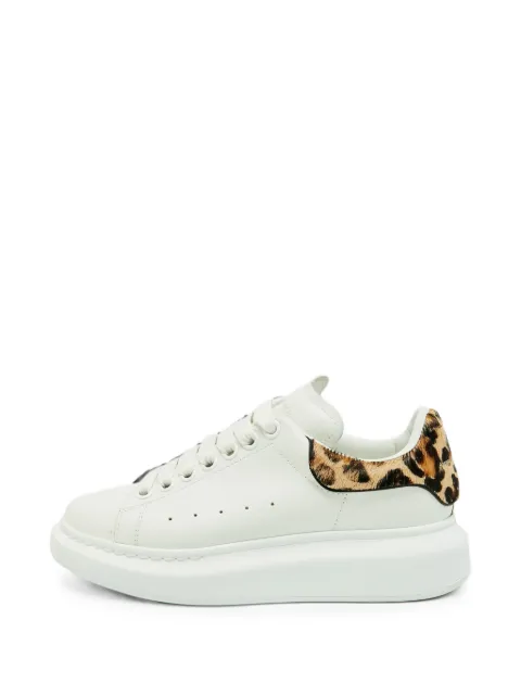 Alexander McQueen Pre-Owned Oversized low-top sneakers White 1359965