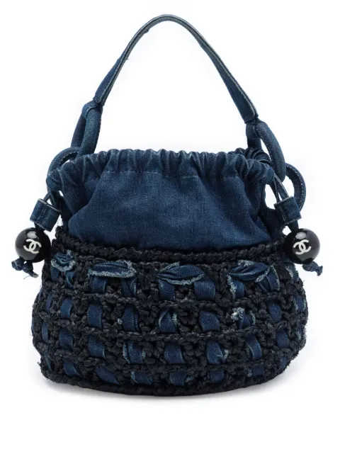 CHANEL Pre-Owned 2005-2006 CC Woven Denim and Raffia Drawstring bucket bag Blue 2YC9UFB587O0JJNP