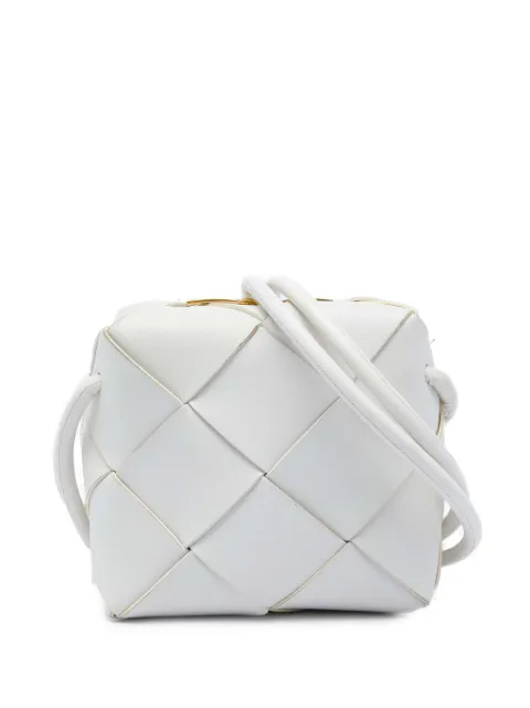 Bottega Veneta Pre-Owned 2012-2026 Mini Lambskin Intrecciato Cassette Camera Bag crossbody bag White KTCDFPZCXF8Y5NQH