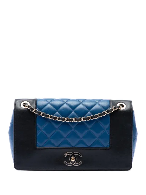 CHANEL Pre-Owned 2016-2017 Medium Bicolor Lambskin Mademoiselle Double Flap shoulder bag Blue DP4USPKFOGG4N393