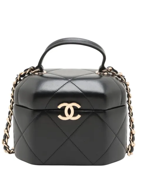 CHANEL Pre-Owned 2021-2026 CC Quilted Lambskin Hexagon Top Handle Vanity Case satchel Black PB6KNXW2DUC2Q0OA