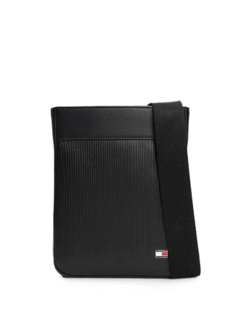Tommy Hilfiger logo-patch ribbed messenger bag Black AM0AM14014