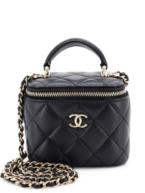 CHANEL Pre-Owned Classic Top Handle Vanity Case with Chain Quilted Lambskin Mini crossbody bag Black DKNL7SJAMTL0L501