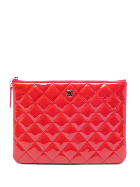 CHANEL Pre-Owned 2014-2015 Small Quilted Patent O Case clutch bag Red AGLFIPZ0GIZ01Y5W