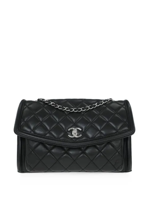 CHANEL Pre-Owned 2014 quilted flap shoulder bag Black 177759