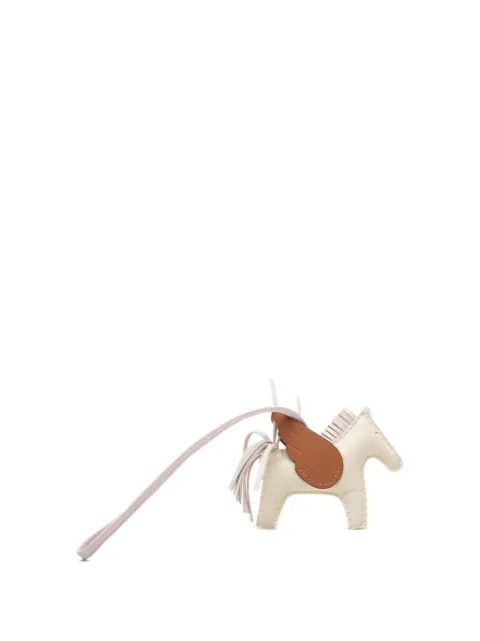 Hermès Pre-Owned 2022 Milo Lambskin and Swift Grigri Rodeo Pegase Bag Charm PM key chain White NUE1AOA19PWMK84Z