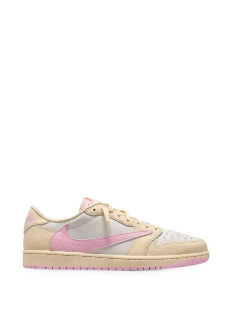 Nike x Travis Scott Air Jordan 1 Low sneakers Neutrals IQ7604