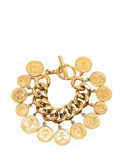 CHANEL Pre-Owned 20th Century CC Gold Plated Coins Charm Bracelet costume bracelet Gold 3ZHAWAMJS2ETFOWR