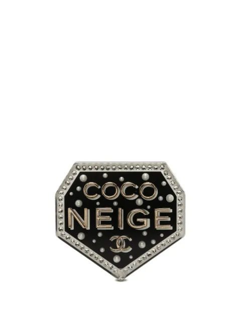 CHANEL Pre-Owned 2018 CC Resin Strass and Faux Pearl Coco Neige Pin Brooch costume brooch Black 6K5ZKSVRF81GF2BM