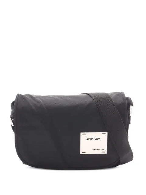 Fendi Pre-Owned 2000s logo-plate shoulder bag Black 1082622