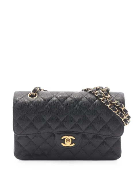 CHANEL Pre-Owned 2010s Matelassé leather shoulder bag Black 1083695