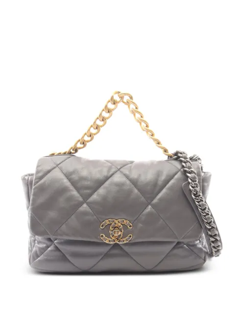 CHANEL Pre-Owned 19 CC-logo shoulder bag Grey 1084352K760L611