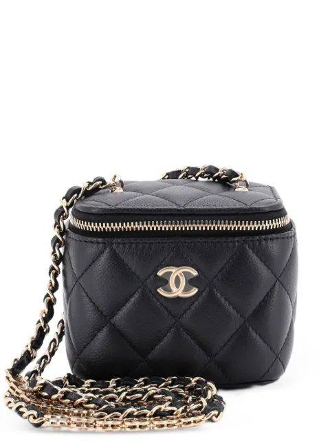 CHANEL Pre-Owned Tiny CC Link Vanity Case with Chain Quilted Caviar Mini clutch bag Black YBHUUJFGK0QVUOCP