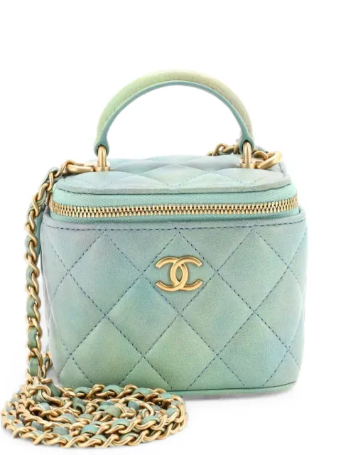 CHANEL Pre-Owned Classic Top Handle Vanity Case with Chain Quilted Lambskin Mini crossbody bag Green 8GFE965ZVU92UIMG
