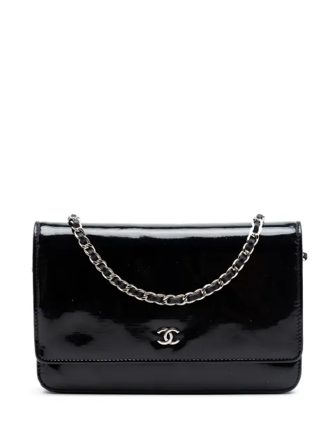 CHANEL Pre-Owned 2013-2014 CC Patent Wallet On Chain crossbody bag Black MC55XVFQTYFKPJJR