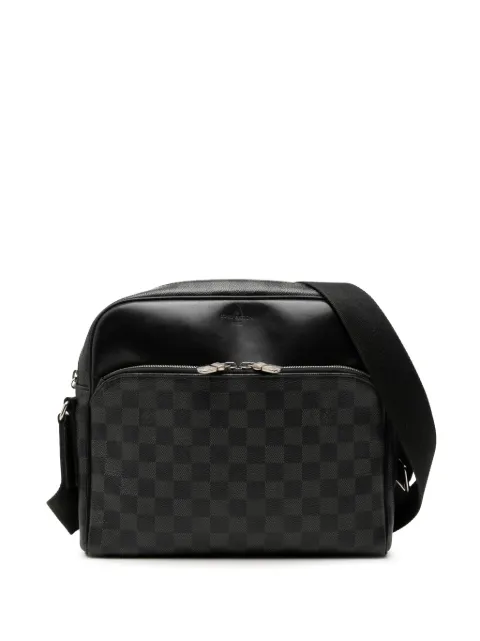 Louis Vuitton Pre-Owned 2017 Damier Graphite Dayton Reporter MM crossbody bag Black IQKXBNGM37UQ59CB