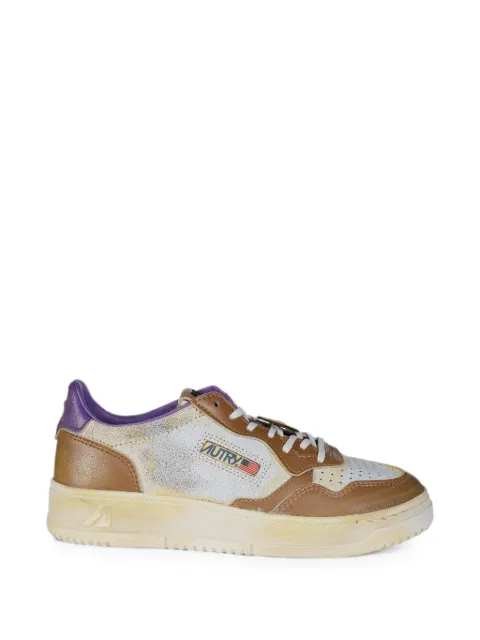 Autry Medalist distressed-effect sneakers White AVLWHK01