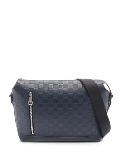 Louis Vuitton Pre-Owned 2018 PM Discovery Messenger Damier Infini Astral crossbody bag Blue 1083024CA1168