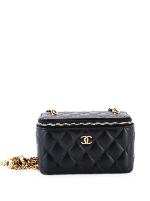 CHANEL Pre-Owned Classic Vanity Case with Resin Pearl Chain Quilted Lambskin Small clutch bag Black LZGRE1NRTMFHWT12