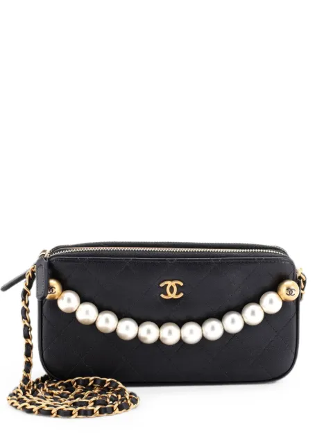 CHANEL Pre-Owned Chic Pearls Double Zip Clutch with Chain Quilted Lambskin crossbody bag Black KI9XV525L44F7MKA