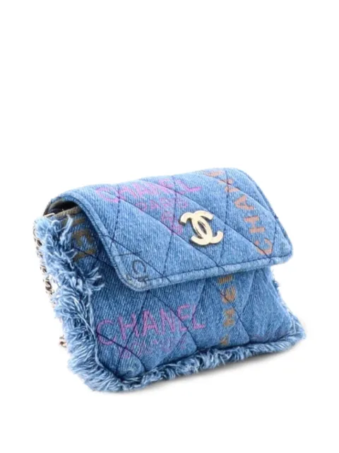CHANEL Pre-Owned Denim Mood Flap Clutch with Chain Logo Printed Quilted Fringe Denim crossbody bag Blue VRH0QCBZVUDF9LEJ