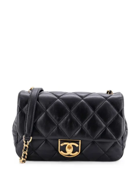 CHANEL Pre-Owned Quilt Metal Edge CC Flap Bag Quilted Lambskin Small crossbody bag Black 6P57LECH66NZKLVW