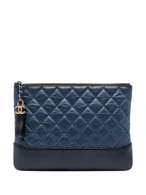 CHANEL Pre-Owned 2018-2019 Medium Aged Calfskin Gabrielle O Case clutch bag Blue RIP1IUEHAKVJMN2O