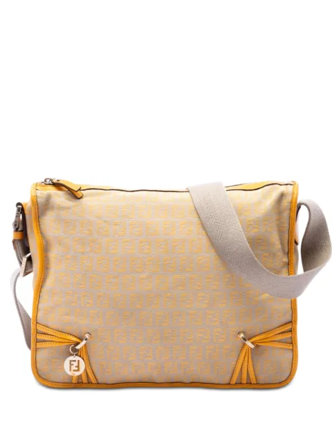 Fendi Pre-Owned 2000-2010 Zucchino Canvas F Charm crossbody bag Neutrals 5SJ2SPXVU4SCR2T9