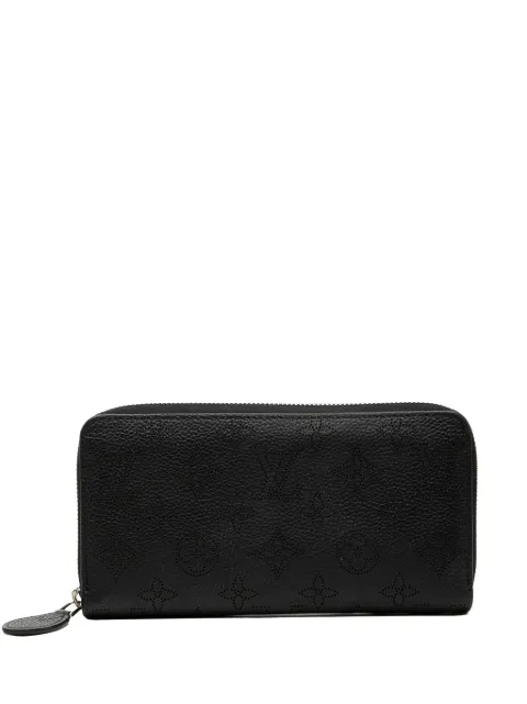 Louis Vuitton Pre-Owned 2021-2026 Monogram Mahina Zippy Wallet long wallets Black C8VD06AZ0W94GV6L