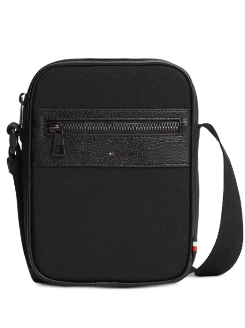 Tommy Hilfiger logo-plaque zip-fastening shoulder bag Black AM0AM14448