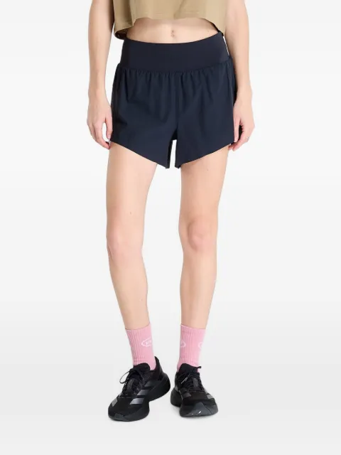 Ciele TRNShort 4" high-waisted side-slit shorts Black W1SH0262BK002