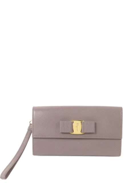 Ferragamo Pre-Owned Vara-bow leather wallet Grey LONGWALLET