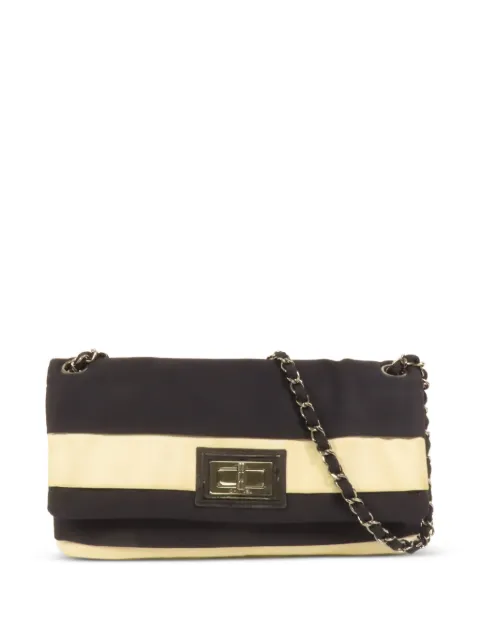 CHANEL Pre-Owned CC turn-lock chain shoulder bag Black CHAINSHOULDER