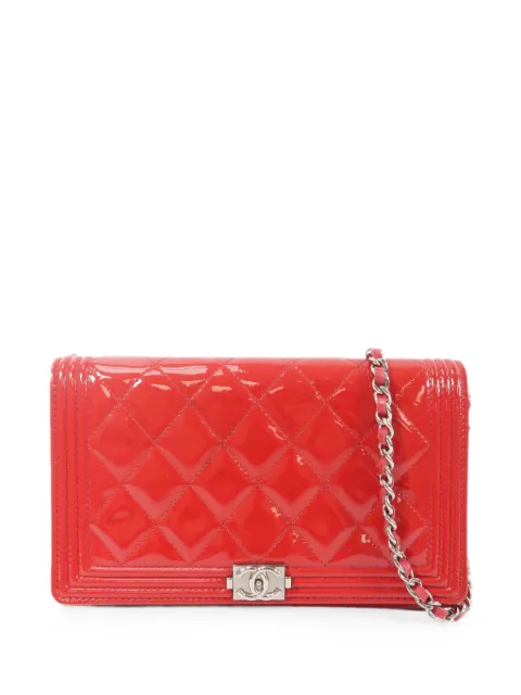 CHANEL Pre-Owned Boy diamond-quilted mini bag Red BOYWOC