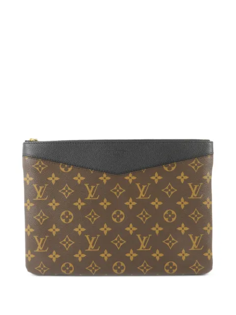 Louis Vuitton Pre-Owned Daily Pouch Monogram clutch bag Brown M62048