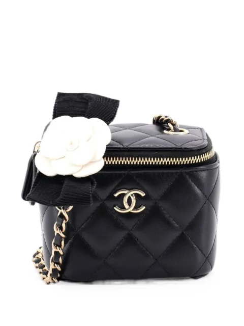 CHANEL Pre-Owned Camellia Bow Vanity Case with Chain Quilted Lambskin Mini crossbody bag Black IK532Z7CQ0ATD7TJ