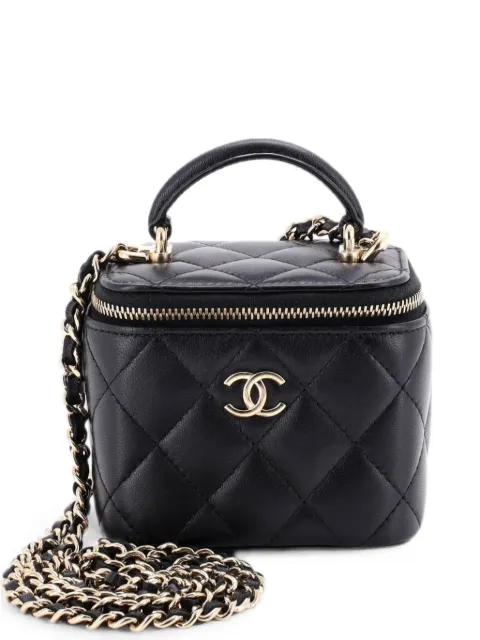 CHANEL Pre-Owned Classic Top Handle Vanity Case with Chain Quilted Lambskin Mini crossbody bag Black V31MQQPOVCZHZR78