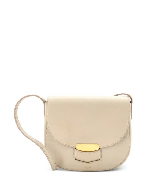 Celine Pre-Owned Trotteur Grainy Leather Small crossbody bag Neutrals DQ86VOSJKBJKJPZ1