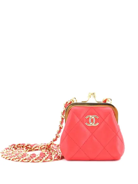 CHANEL Pre-Owned Kiss Lock Clutch With Chain Quilted Lambskin Mini crossbody bag Red 3TP9SC4UFH2PUKK5
