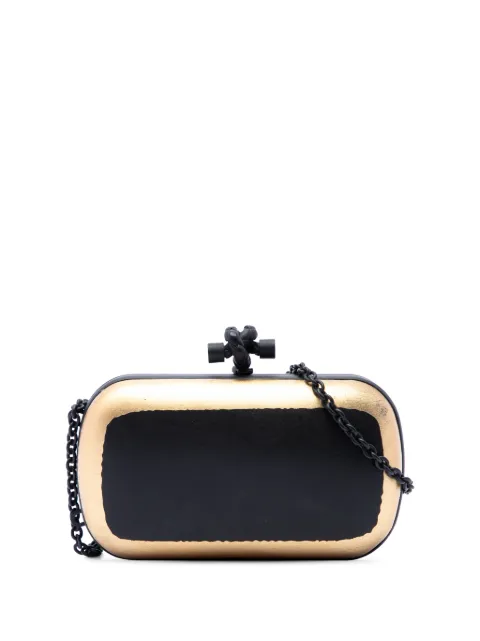 Bottega Veneta Pre-Owned 2000-2026 Bicolor Gilded Waxed Leather Knot Clutch with Chain crossbody bag Black 3NBOYCXWEJJ071TD