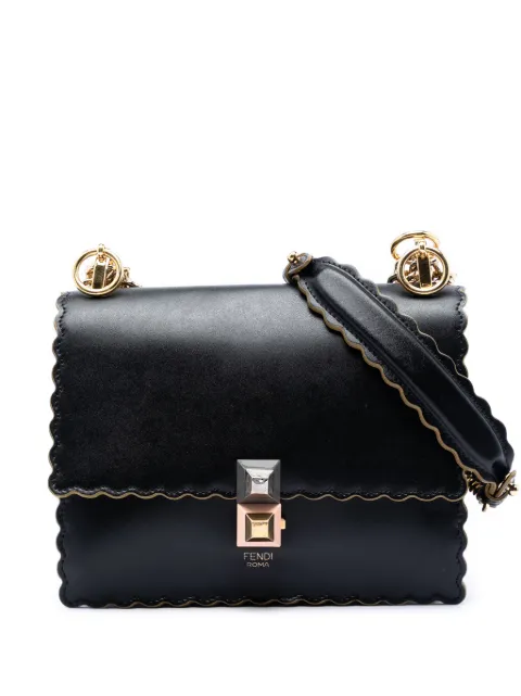 Fendi Pre-Owned 2010-2026 Small Scalloped Leather Kan I crossbody bag Black 6UHAO77ZVHWKYXHC