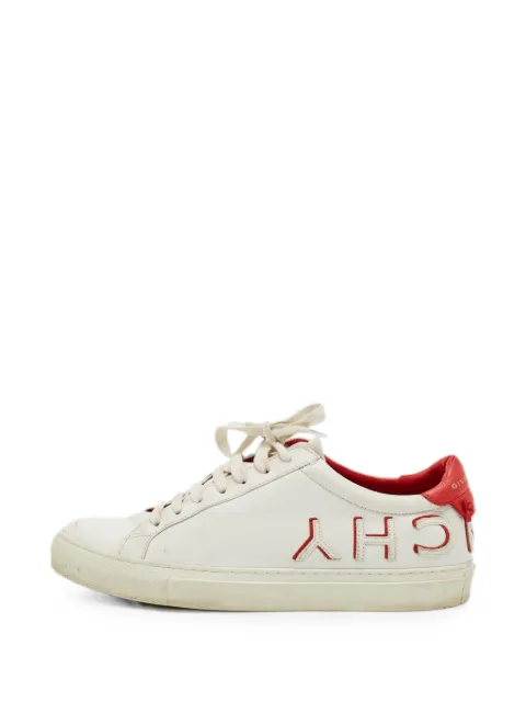 Givenchy Pre-Owned logo low-top sneakers White 1313675