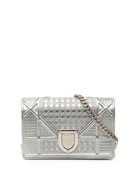 Christian Dior Pre-Owned 2016 Baby Metallic Patent Microcannage Diorama Flap crossbody bag Silver X8JKPM0XR83HL832