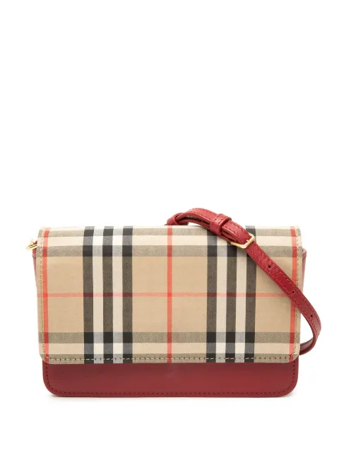 Burberry Pre-Owned 2000-2017 House Check Trimmed Leather Flap crossbody bag Red DTVN7JWIPZZ7MKSB