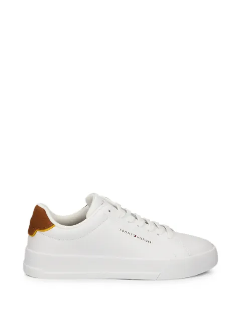 Tommy Hilfiger logo-print lace-up low-top. sneakers White FM0FM05367