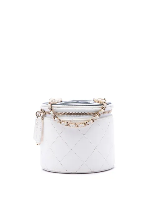 CHANEL Pre-Owned 2021 Quilted Lambskin Chain and Charm Vanity Case crossbody bag White VTDAI0EY8QXDZS2K