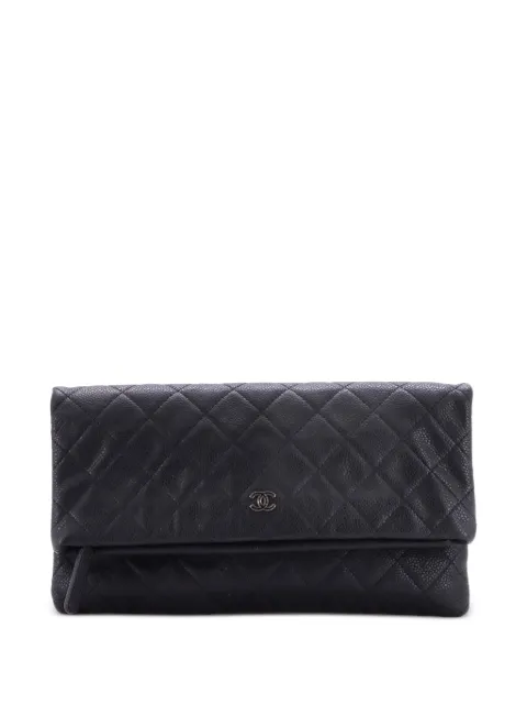 CHANEL Pre-Owned CC Foldover Quilted Caviar clutch bag Black G4HYNN2EFJO9LV1G