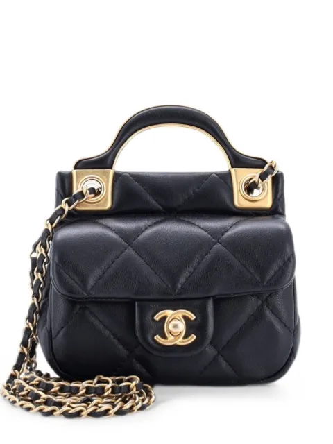 CHANEL Pre-Owned Lady Handle Flap Card Holder on Chain Quilted Calfskin clutch bag Black LWPMNCDBP0V6JBDR
