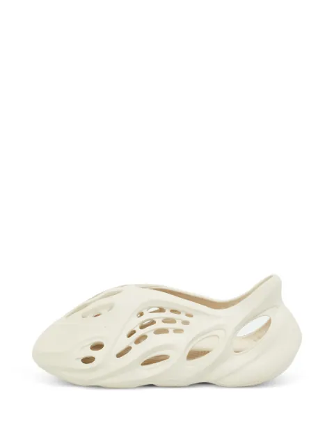 adidas Yeezy Foam RNR slip-on sneakers Neutrals 1303895