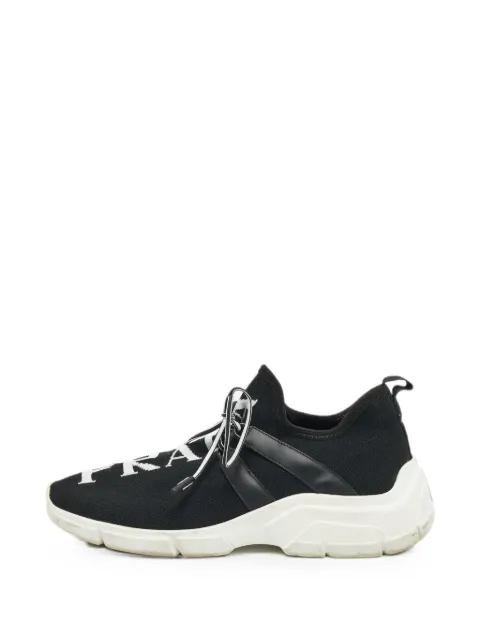 Prada Pre-Owned logo-print lace-up sneakers Black 1361340